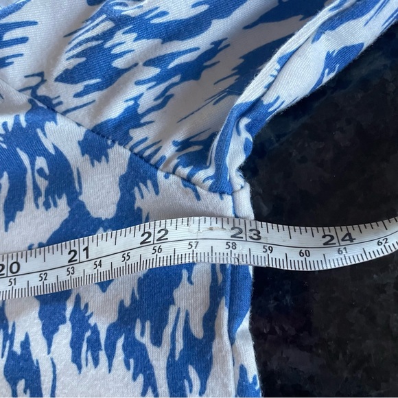 Exclusive blue and white long sleeve Top size XL - Picture 7 of 8